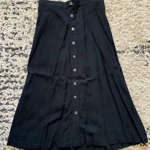 Old Navy Button-Down Black Linen skirt